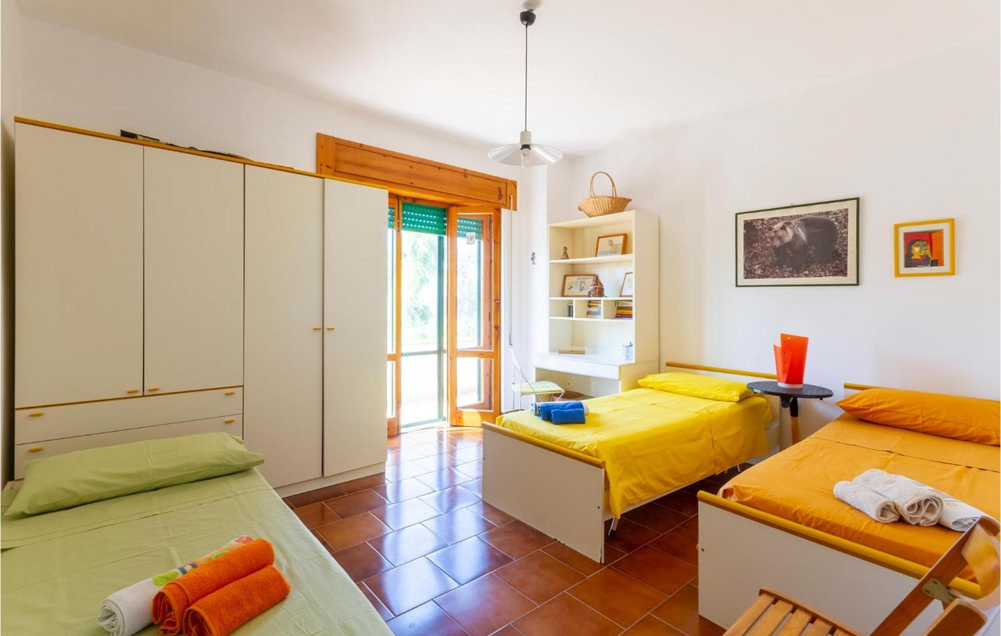 Awesome Home In Manduria With Kitchen Ngoại thất bức ảnh